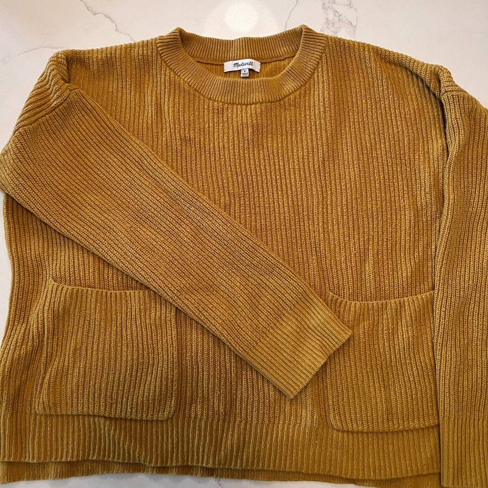 Madewell cropped pocketed sweater